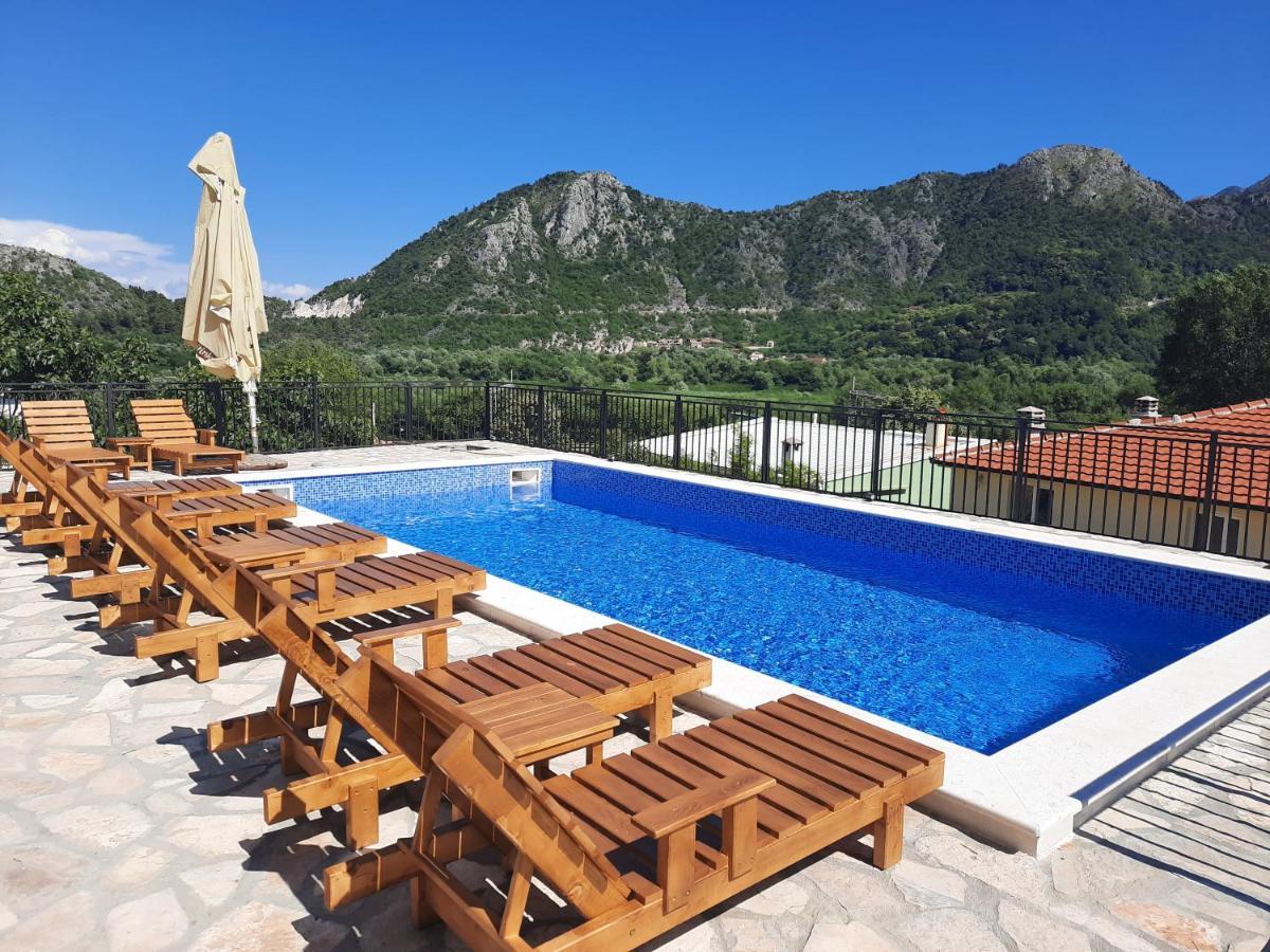 Apartments Kingfisher Virpazar Bagian luar foto