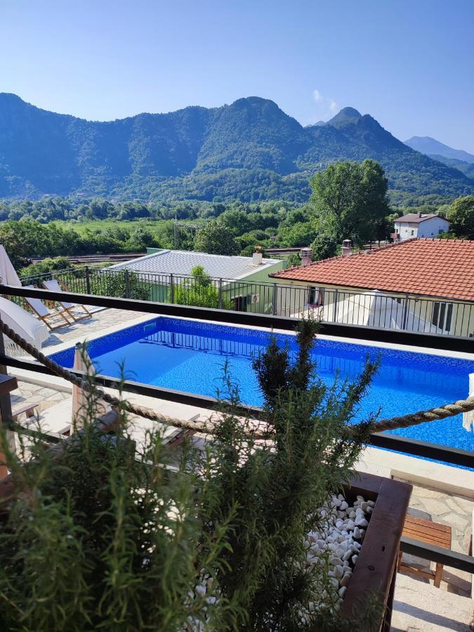 Apartments Kingfisher Virpazar Bagian luar foto