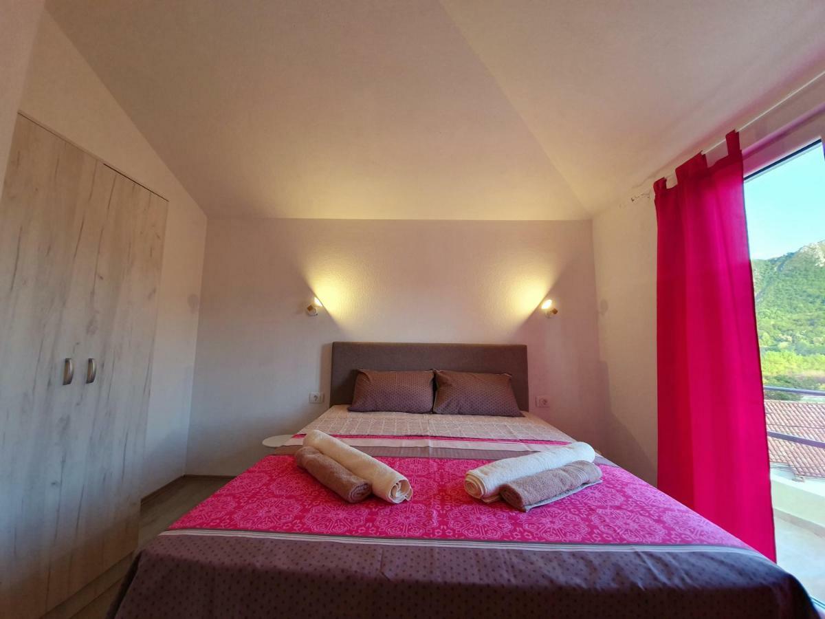 Apartments Kingfisher Virpazar Bagian luar foto