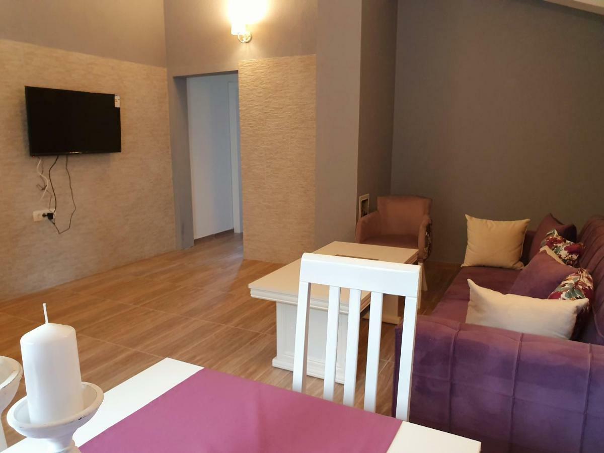 Apartments Kingfisher Virpazar Bagian luar foto