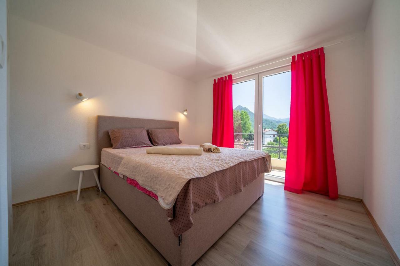 Apartments Kingfisher Virpazar Bagian luar foto